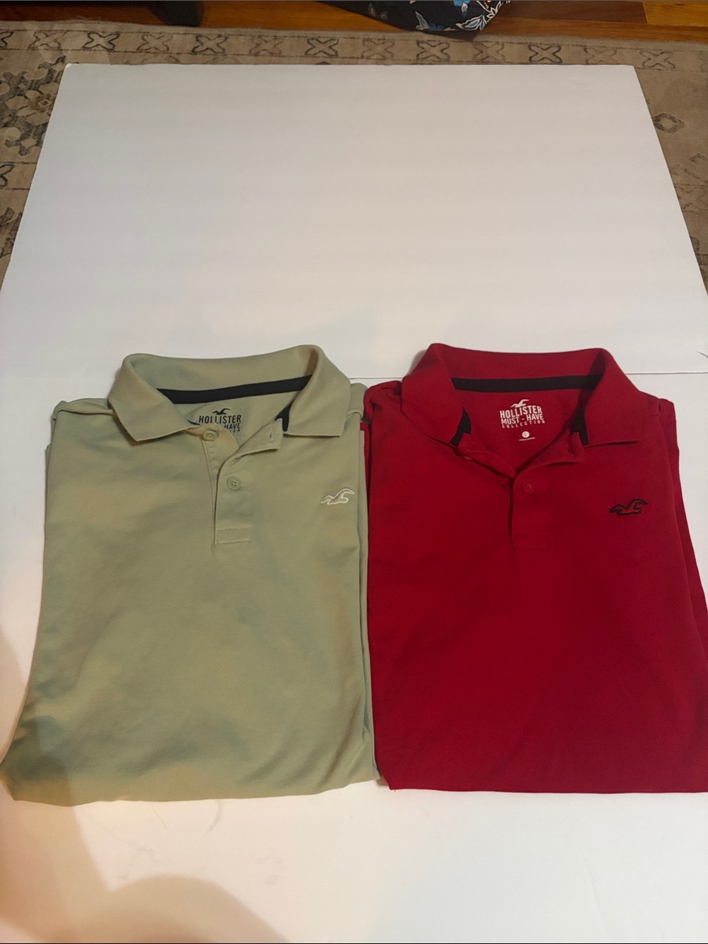 Hollister Men's Polo Shirts in Red and Olive
